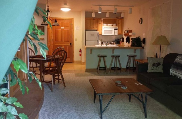 Cozy 1-bedroom condo in charming Driggs with WiFi