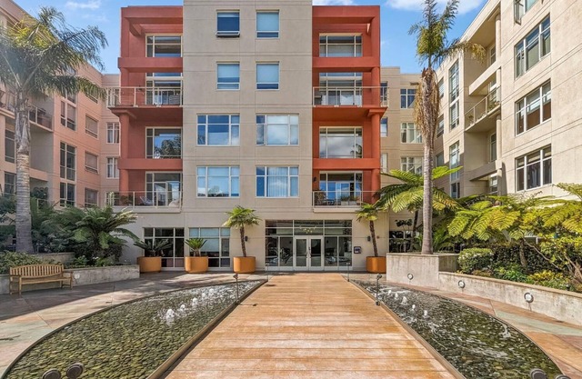 Cozy 1-bedroom condo in fantastic Emeryville with fitness room, WiFi