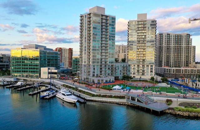 Cozy 1 Bedroom DT Stamford