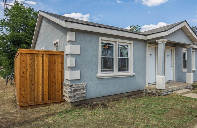 Cozy 1 bedroom home in beautiful Amarillo W/ WiFi, Large Tv's, Located on RT 66
