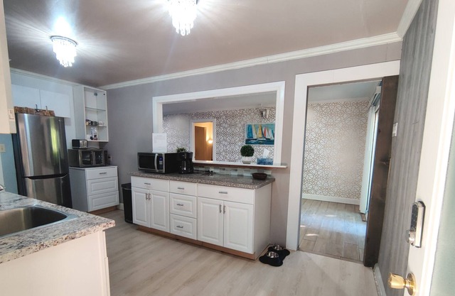 Cozy 1bd home minutes from SEA airport & downtown.