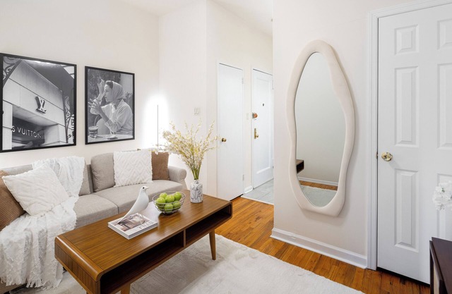 Cozy 1BD Upper East Side Gem