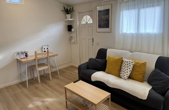 Cozy 1BR, 21 min away from SF