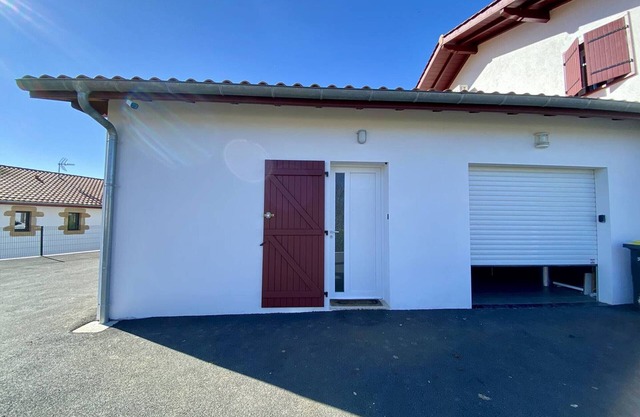 Gemütliches T1 bis in Itxassou - Nähe Thermen, Parkplatz, WLAN, privater Garten, ideal für 2