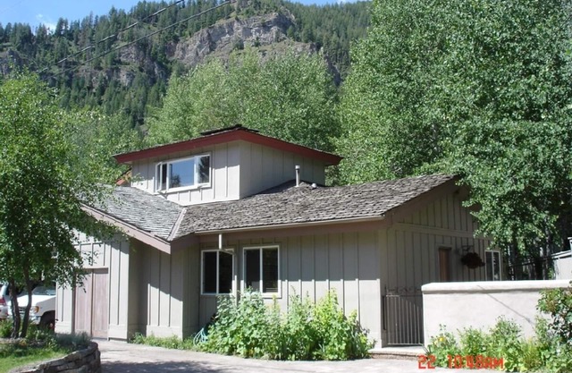Gemütliche 2-Bett / 1Ba, WIFI, zu Fuß zum Fluss, Bike Path & Downtown-Liften