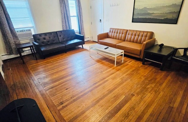 Cozy 2 bed near Whole Foods, Downtown, Miriam, etc