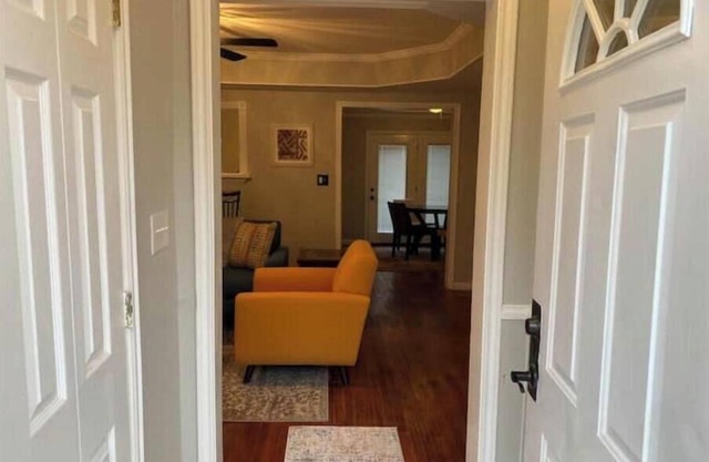 Cozy 2-bedroom 2-bathroom house in enjoyable Wichita Falls with AC, WiFi