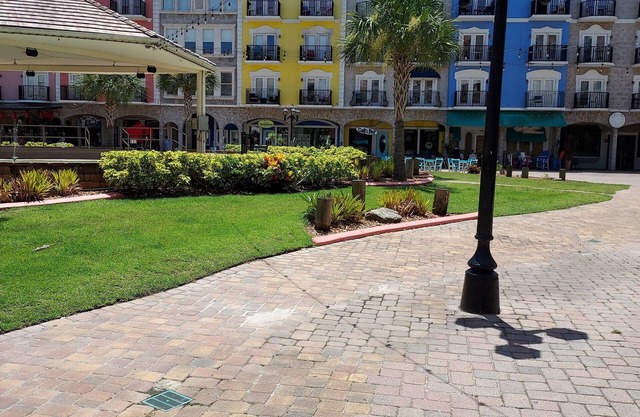 Cozy 2-bedroom apartment @ charming European Village in Palm Coast with AC, WiFi