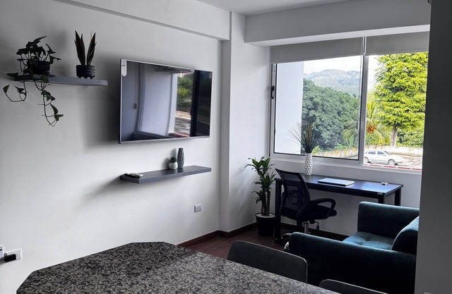 Cozy 2-bedroom apartment in enjoyable Mañongo - Clase to Hesperia, Dunas, Sport