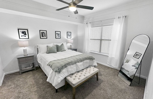 Cozy 2-bedroom apartment with Fiber WiFi, AC in charming Buford private 2 bedroo