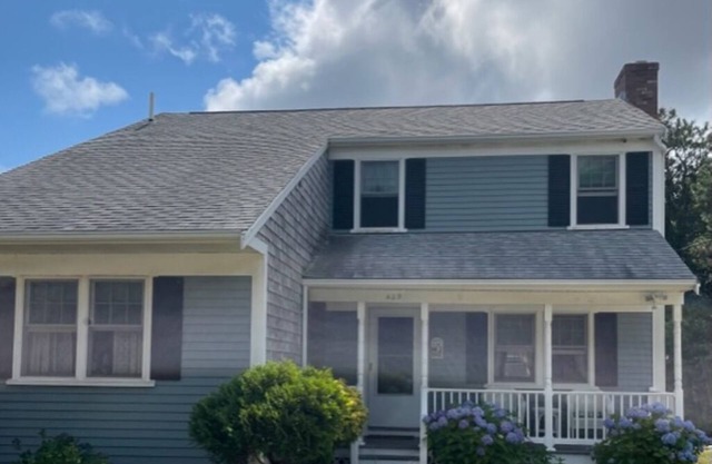 Cape house getaway near beaches and parks