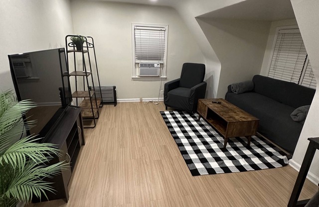 Cozy 2 bedrooms