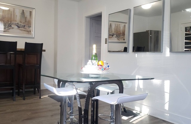 Cozy 2-bedroom vacation home《 free WiFi & parking 》New London, Connecticut, USA