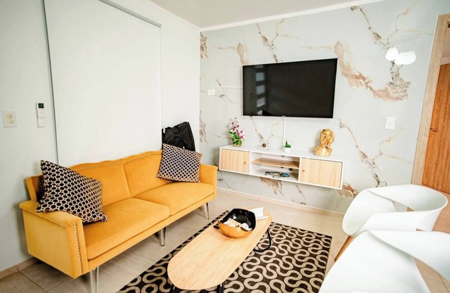 Cozy 2Bedroom Apartment Near Eagle Beach by Lucha
