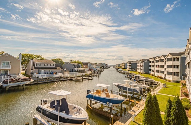 Cozy 2BR Retreat | Steps to Beach | Private Tub