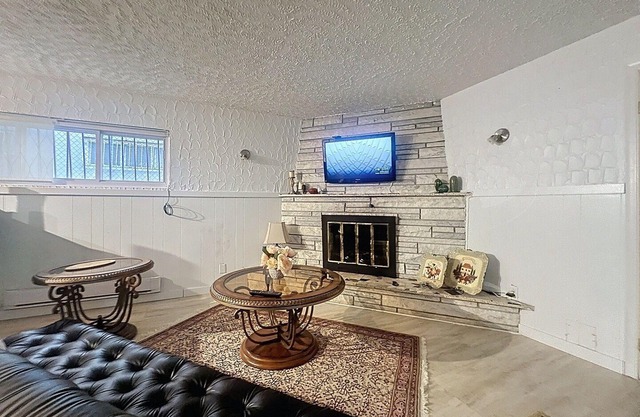 Cozy 3 1/2 Apartment – ​Perfect for Short Stays