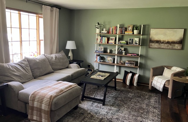 Cozy 3 bd, 1.5 bath house close to Ithaca College, Cornell, and Downtown Commons