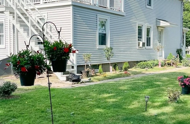 Cozy 3 bedroom apartmentin the center of everything,