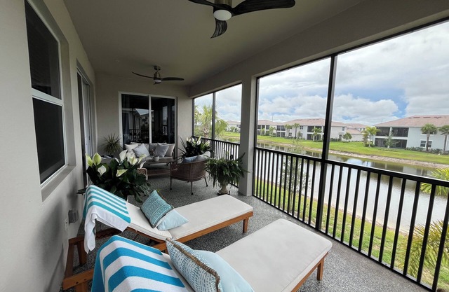 Cozy 3-bedroom condo with AC, WiFi in fantastic Ave Maria
