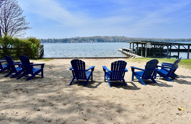 Gemütliches Cottage am See mit 3 Schlafzimmern und kleinem Resort am wunderschönen Hamlin Lake!