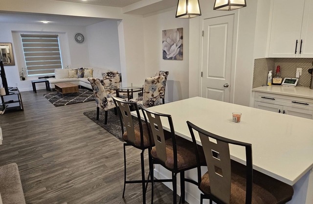 Cozy 3 Bedroom Home Retreat with a Private Office.