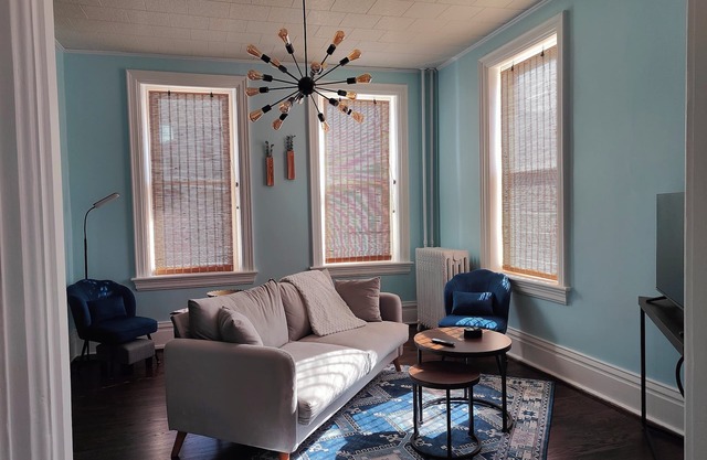 Cozy 3-Bedroom Home, Great Location in Downtown Huntingdon