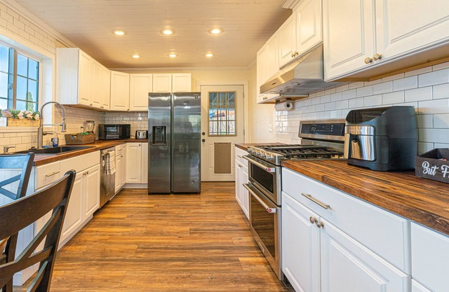 Cozy 3 Bedroom Home