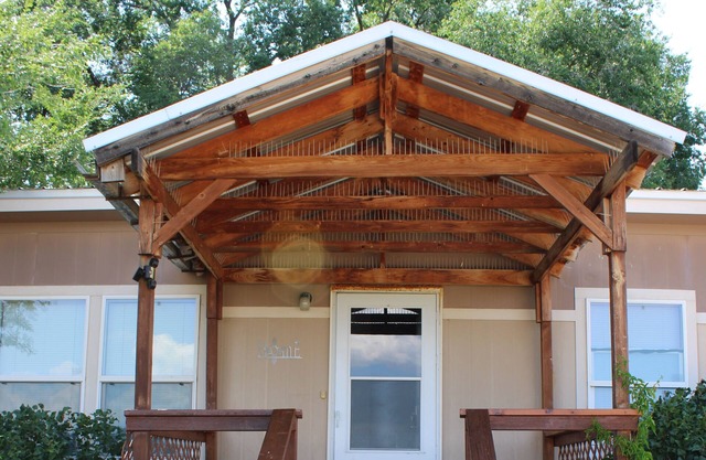 Cozy 3 bedroom house in peaceful location