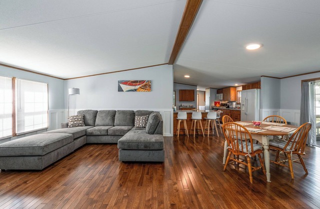 Cozy 3-bedroom house in enjoyable Long Neck Delaware, By the Indian River bay