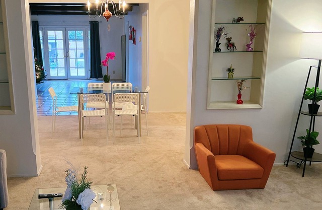 Cozy 3 bedrooms 2 bathrooms