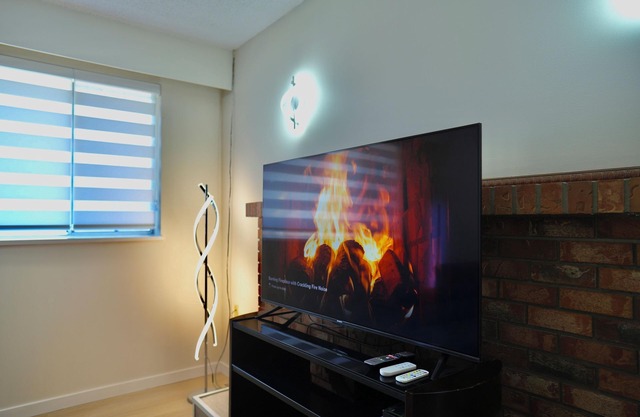 Cozy 3B Home in Prime Location w/ 2 Free Parking