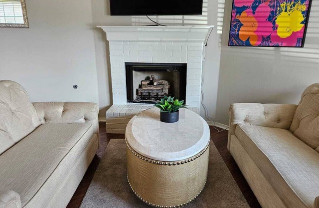 Cozy 3BR Memphis w/ Jetted Tub