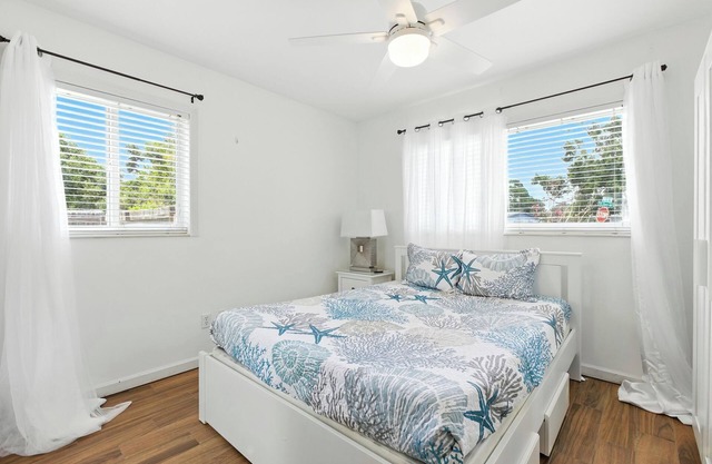 Cozy 3BR Retreat w/AC. Near Beaches & Hospitals in Seminole