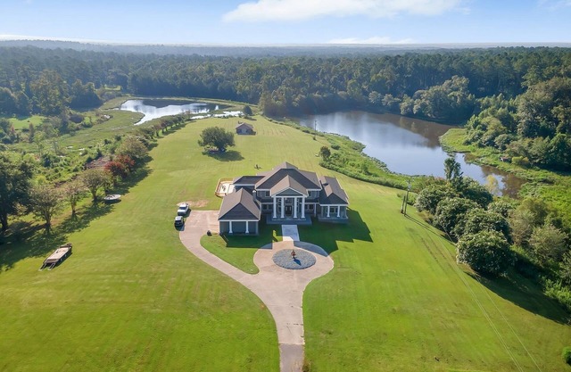 Cozy 4-bedroom estate in wonderful Havana 20 min from Tallahassee FSU/FAMU