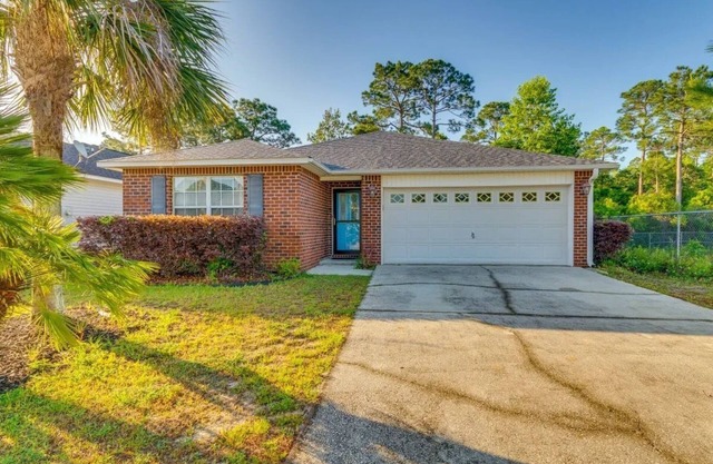 Cozy 4-bedroom family retreat in serene Navarre