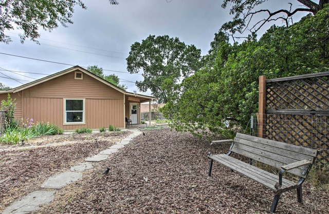 Cozy Abode w/ Patio, 16 Mi to San Luis Obispo