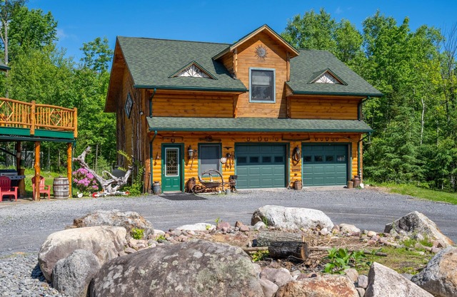 *** Adirondack Rustic Lodge Minuten nach Whiteface ***