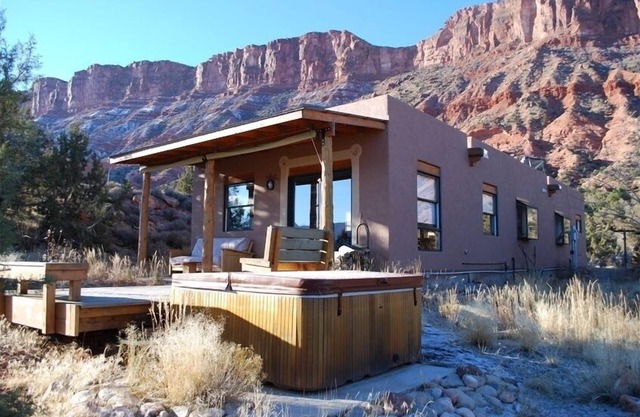 Gemütliches Adobe mit Whirlpool und herrlicher Aussicht im Outdoor-Paradies.