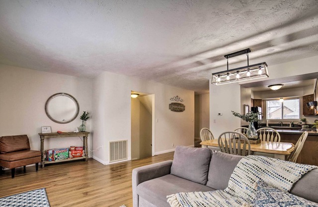 Cozy Ammon Retreat w/ Patio & Grill!