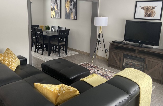 Cozy and conveniently located 3 bedroom home w/ large private yard