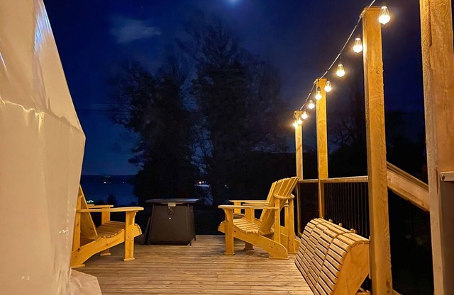 Cozy and luxurious Diamond Glamping Dome with panoramic views. Pet Friendly