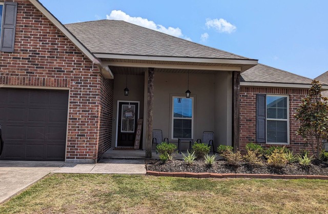 Cozy and Modern Home located in a New Secluded Subdivision