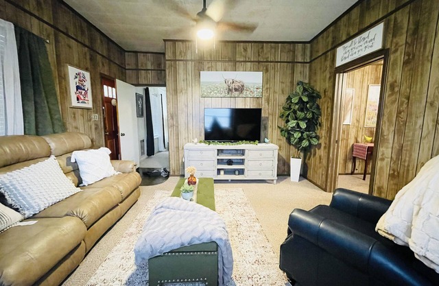 Cozy and peaceful Country vintage getaway! A time away from your every day life!
