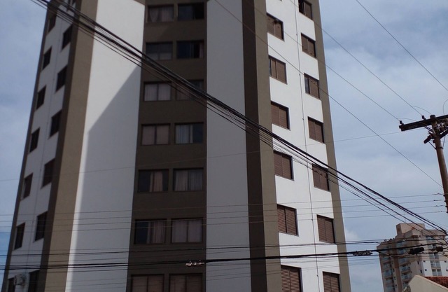 Cozy and Well-Located Apartment - Covered Garage