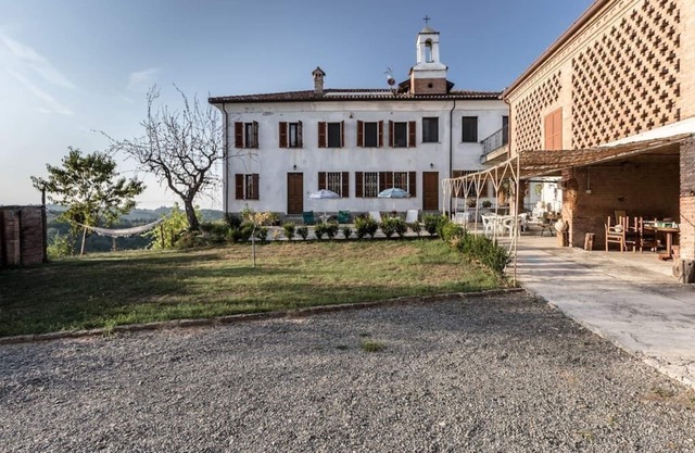 Cozy Apartment in a Country House