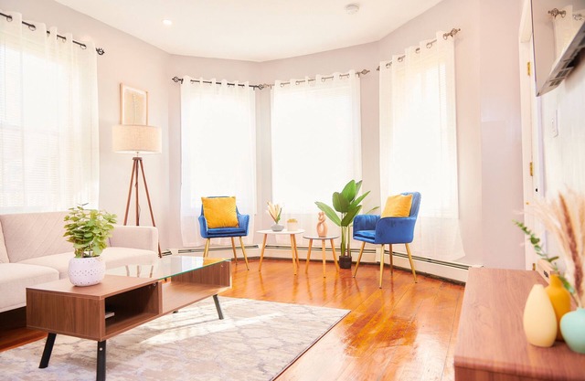 Cozy apartment 1st 10min Walk Downtown | City View