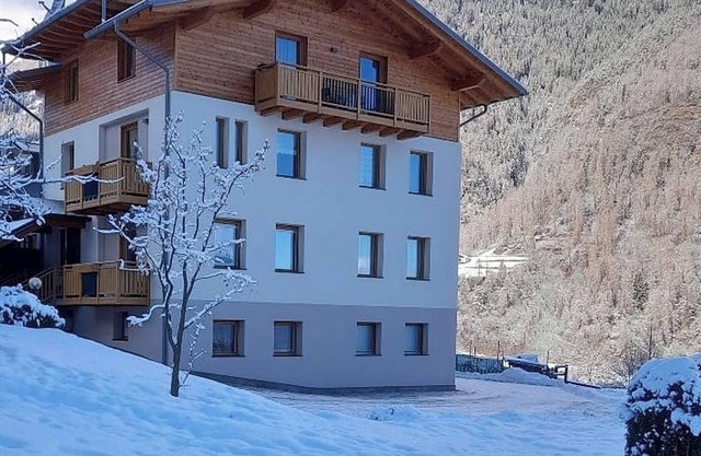 Gemütliche Ferienwohnung "Casa Penasa 1 "mit Bergblick, WLAN & Garten