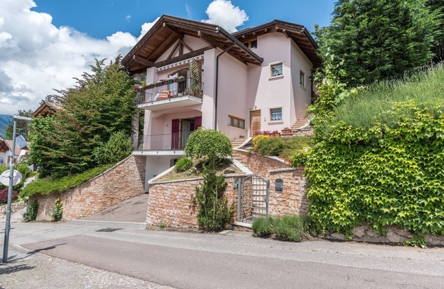 Gemütliche Ferienwohnung "Casa Weekend" mit Blick auf den See, Bergblick & WLAN