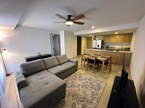 Cozy apartment close to the Telmex auditorium