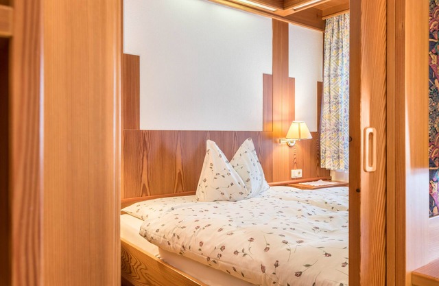 Gemütliche Ferienwohnung "Dolomieu 19" mit Bergblick, WLAN & Whirlpool